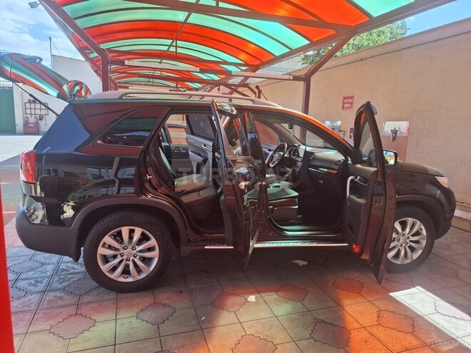 Kia Sorento-9
