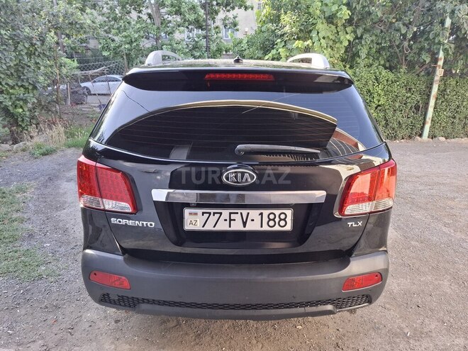 Kia Sorento-14