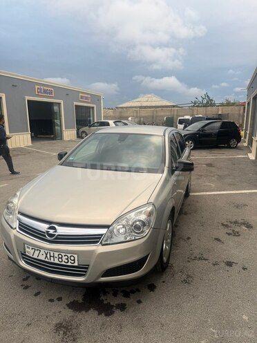 Opel Astra-2