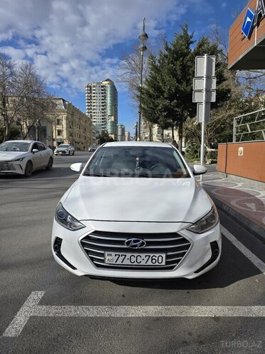 Hyundai Avante-1