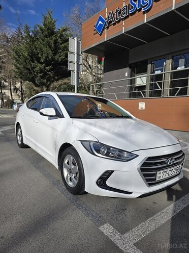 Hyundai Avante-6
