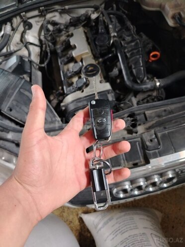 Audi A4-13