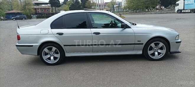 BMW 523-7