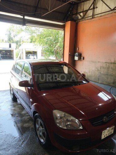 Kia Rio-2