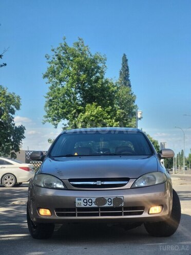 Chevrolet Lacetti-4