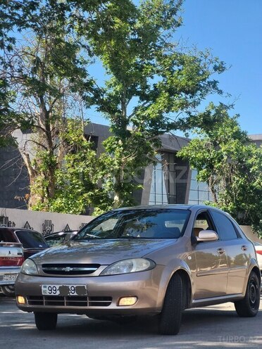 Chevrolet Lacetti-5
