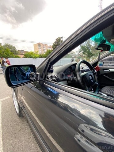 BMW 318-15