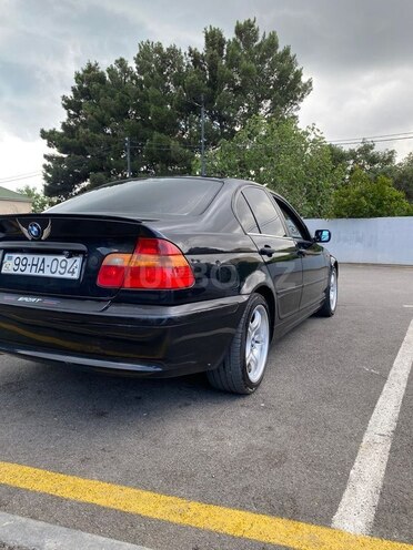 BMW 318-17