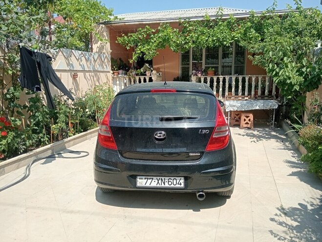 Hyundai i30-2