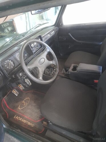 LADA (VAZ) 2104-5