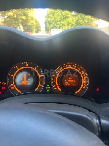 Toyota Auris-2