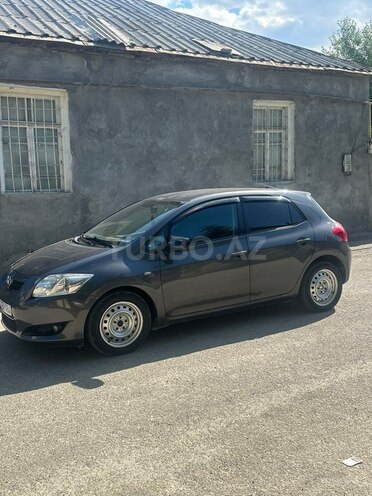Toyota Auris-9