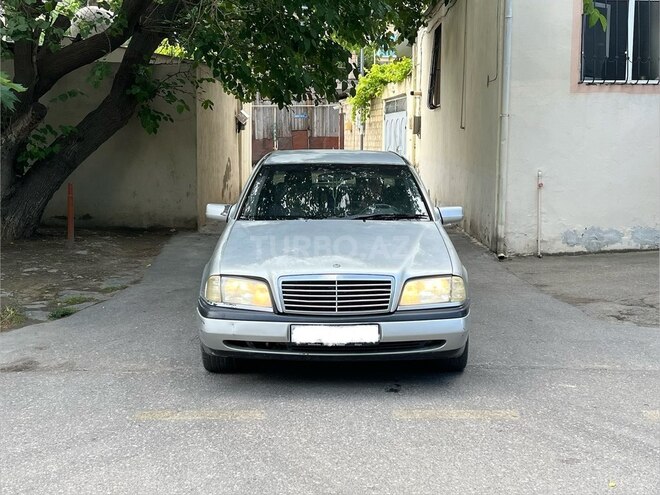 Mercedes C 180-2