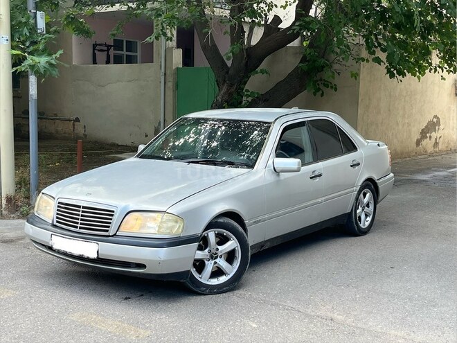 Mercedes C 180-1