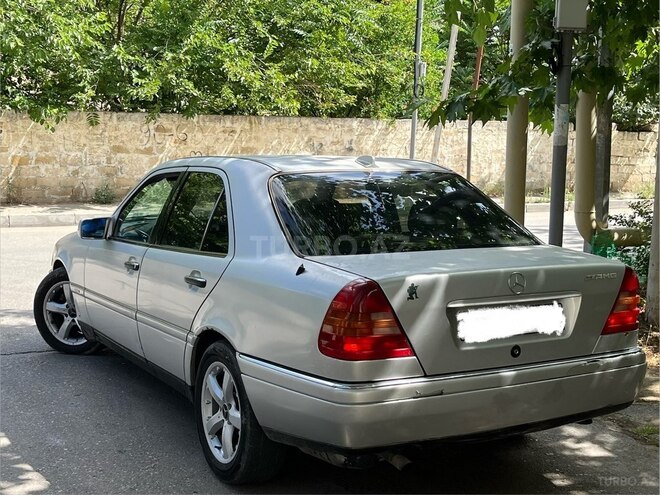 Mercedes C 180-6
