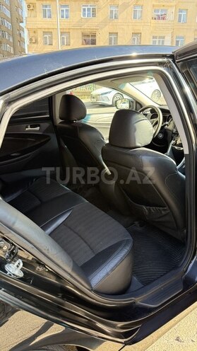Hyundai Sonata-9