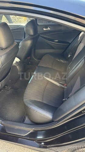 Hyundai Sonata-10