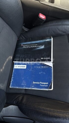 Hyundai Sonata-11