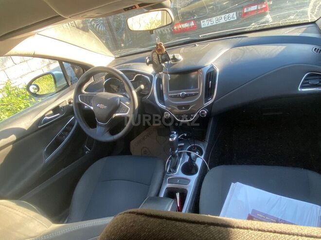 Chevrolet Cruze-3