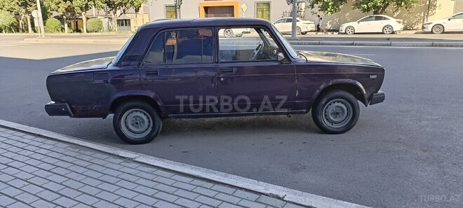 LADA (VAZ) 2107-4