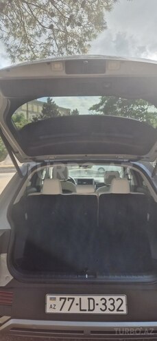 Hyundai IONIQ 5-12
