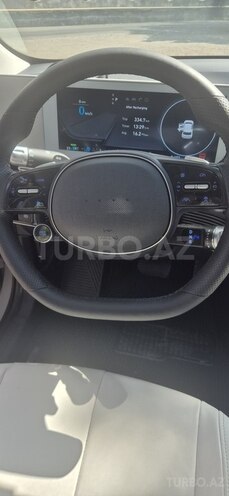 Hyundai IONIQ 5-9