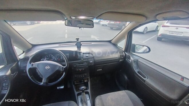 Opel Zafira-3