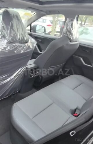 Toyota RAV4-4
