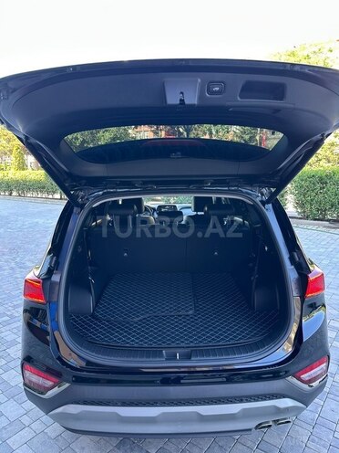 Hyundai Santa Fe-16
