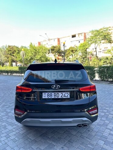 Hyundai Santa Fe-6