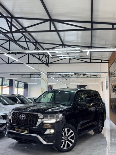 Toyota Land Cruiser-3