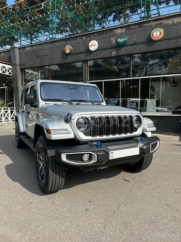 Jeep Wrangler-1
