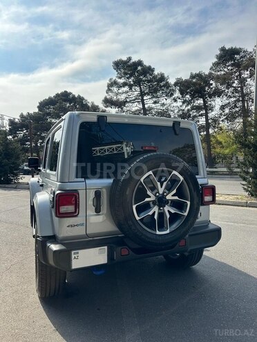 Jeep Wrangler-2