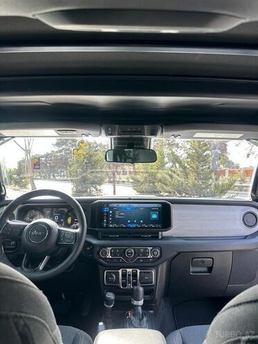 Jeep Wrangler-8