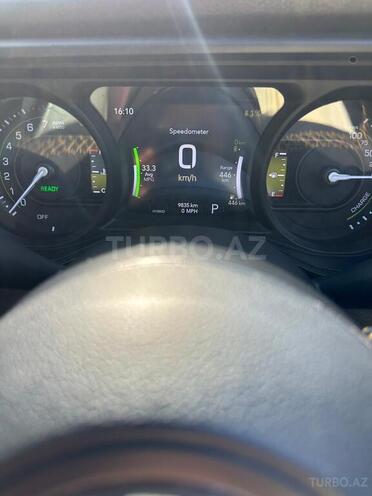 Jeep Wrangler-12