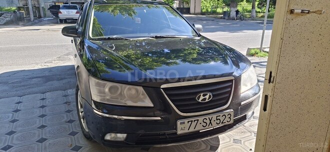 Hyundai Sonata-1