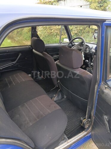LADA (VAZ) 2106-4