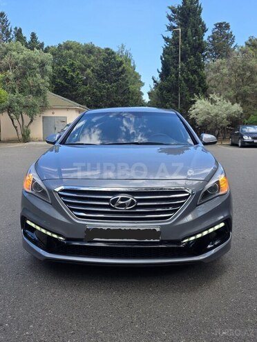Hyundai Sonata-1