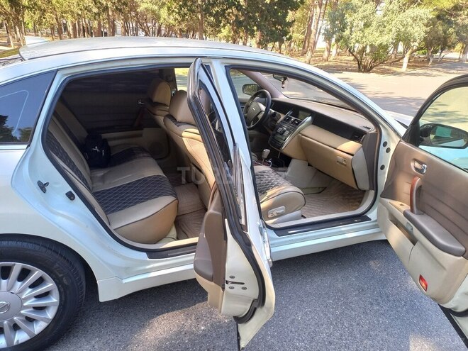 Nissan Teana-6