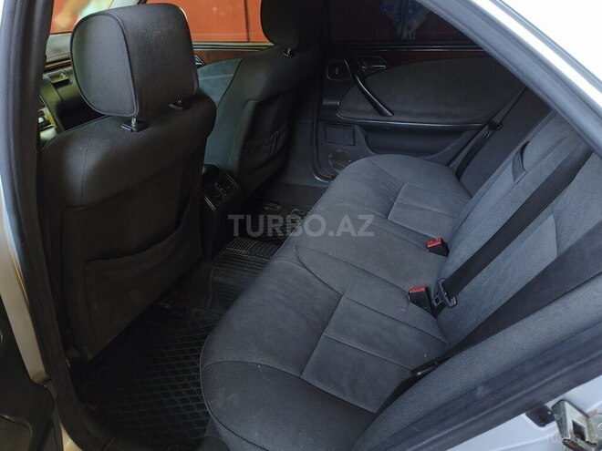 Mercedes E 220-6