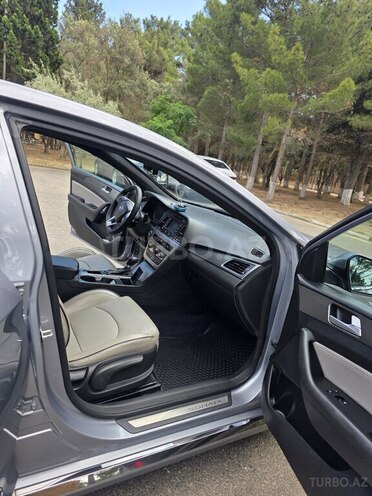 Hyundai Sonata-7