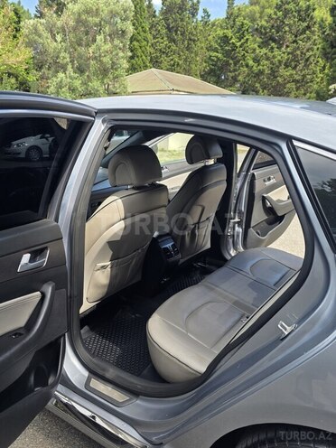 Hyundai Sonata-8