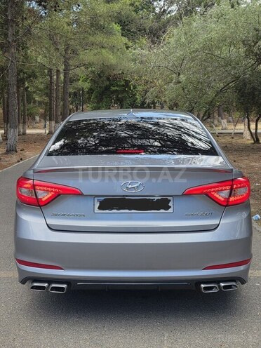 Hyundai Sonata-17