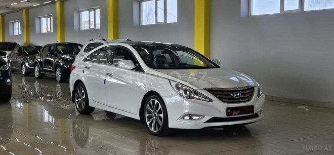 Hyundai Sonata-2
