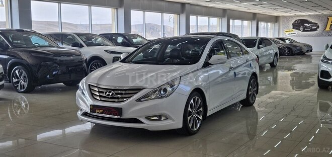 Hyundai Sonata-5
