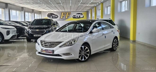 Hyundai Sonata-1