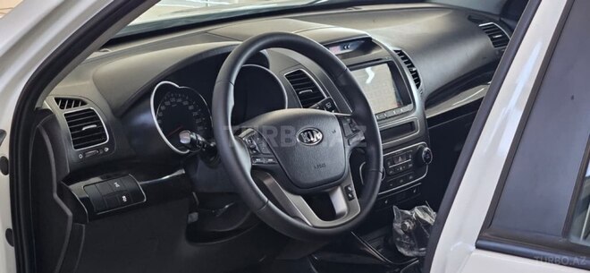 Kia Sorento-5