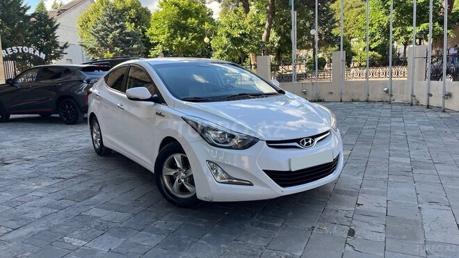 Hyundai Avante-1