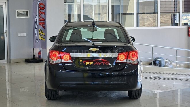 Chevrolet Cruze-9