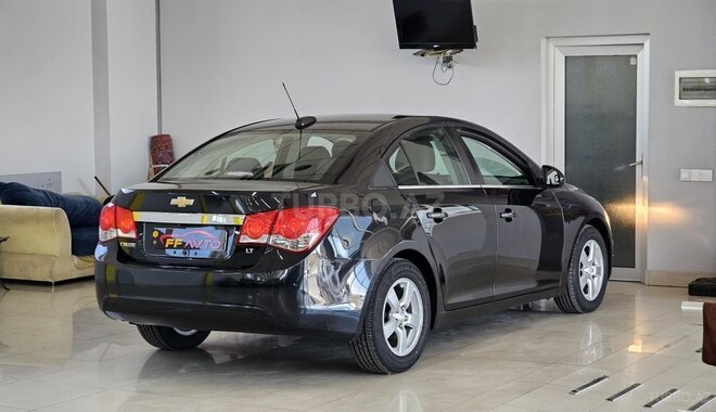 Chevrolet Cruze-7